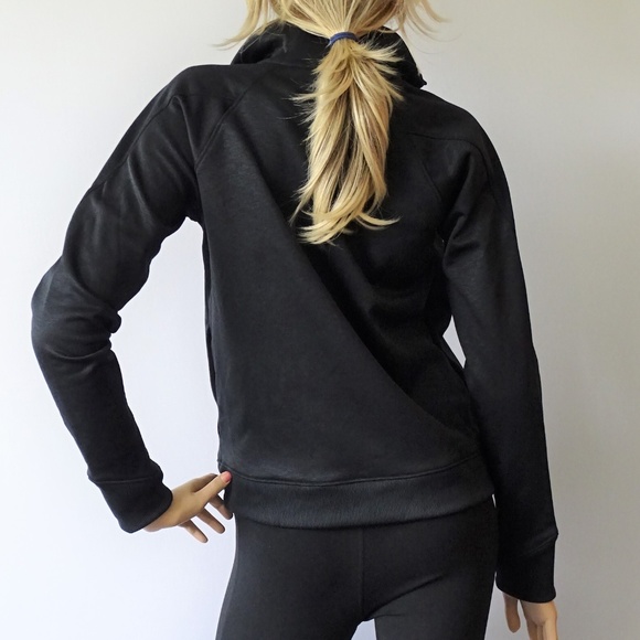 UnderArmour Cold Gear Zipup Jacket Top NWT - Picture 2 of 3